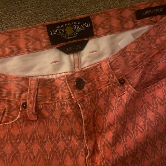 Woman’s Lucky Cut-Off Jean Shorts - Picture 2 of 3